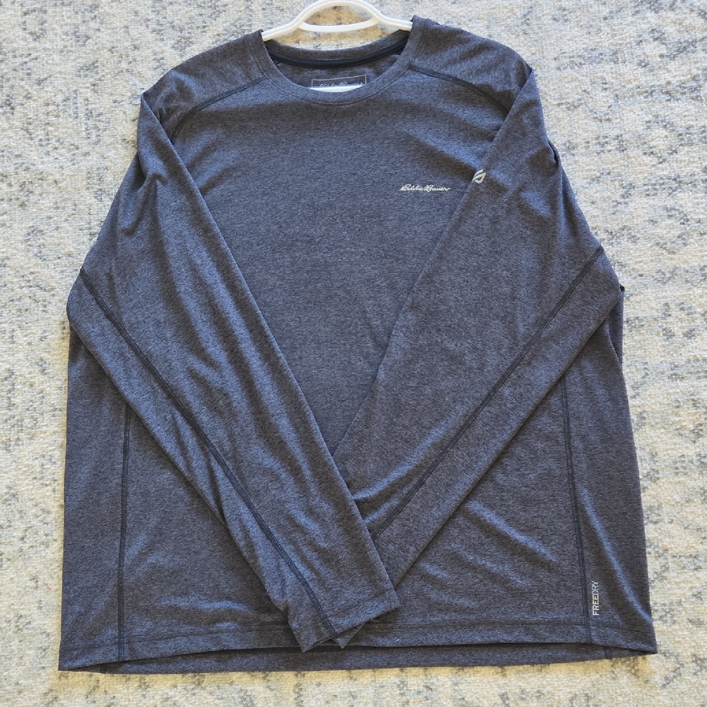 Eddie Bauer Men's Heather Gray Long Sleeve Tee Free Heat